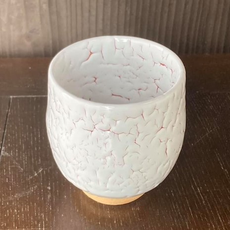 【龍爪梅花皮】湯吞み 赤(8cm)